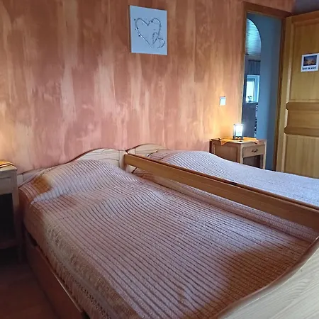 Sweet En Gaume シニー